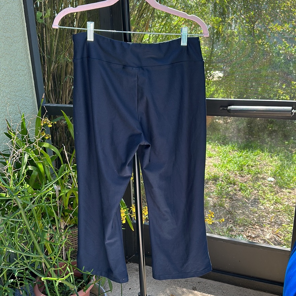 Nike navy blue Dri-Fit Work Out Pants wide leg medium - Picture 3 of 5